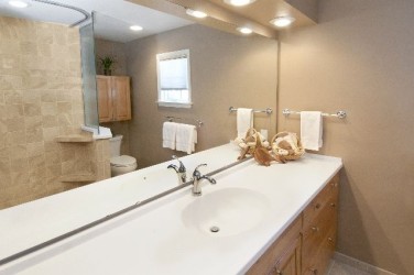 2010 Award Winning Universal Design Bath